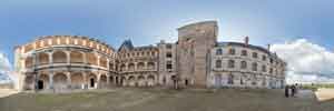 Schlosshof Rochefoucauld
